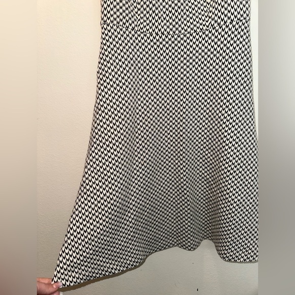 Ann Taylor LOFT black white print sleeveless dress 2 office fall winter - Picture 7 of 8